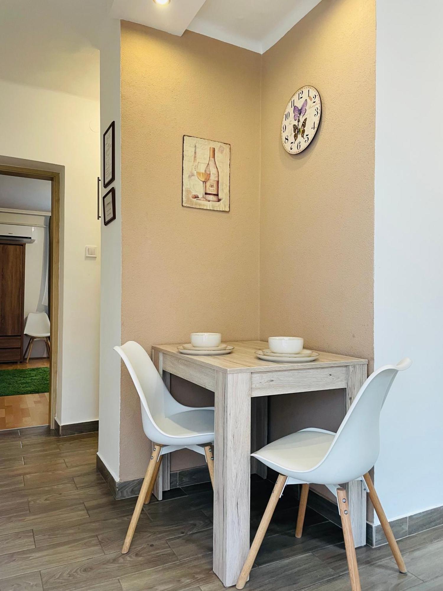 Weninger Studio Apartman キシュクンハラシュ エクステリア 写真