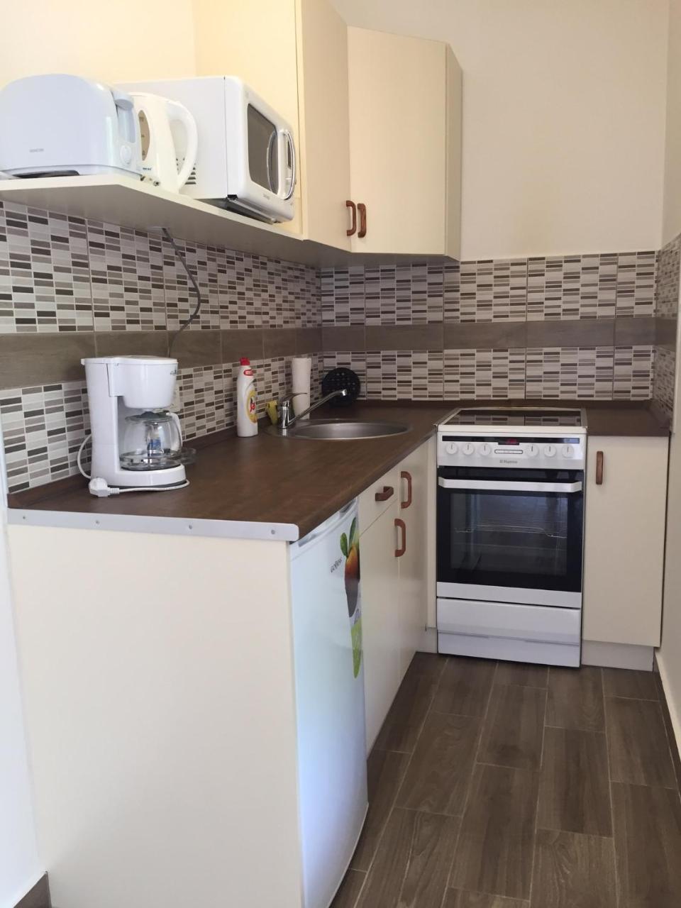 Weninger Studio Apartman キシュクンハラシュ エクステリア 写真